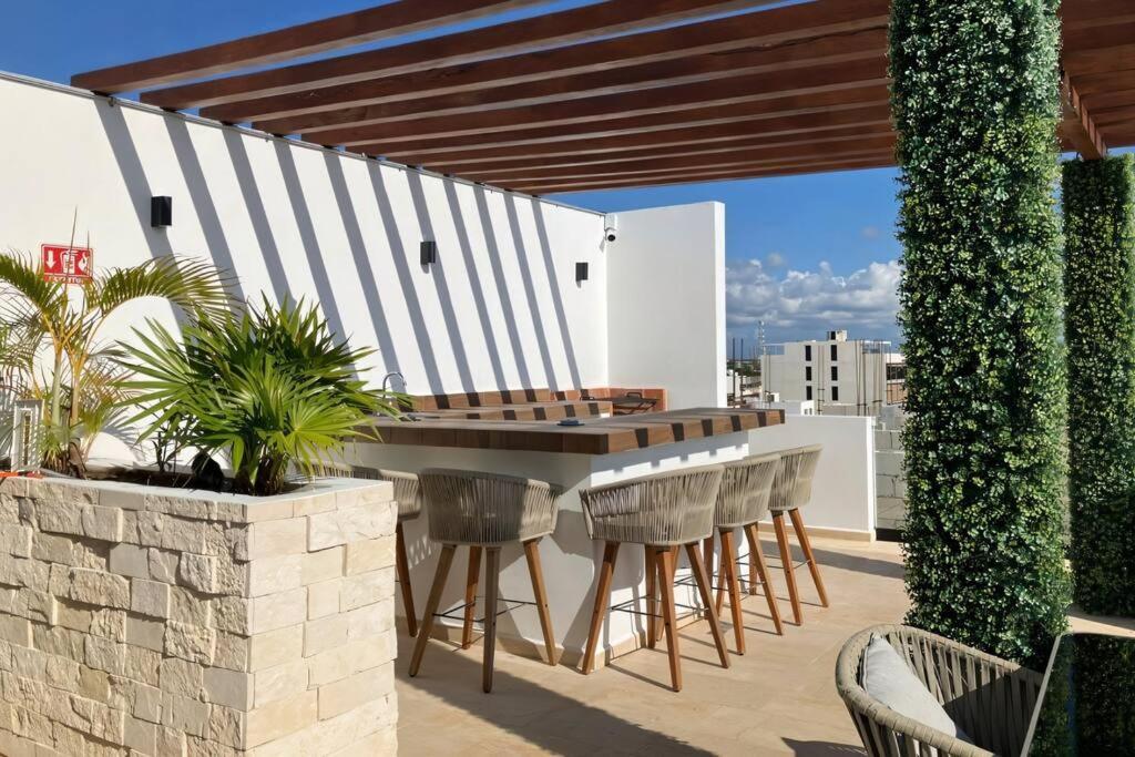 Menesse 38 King Bed Roof Pool Playa Center